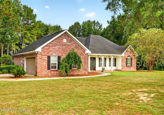 Photo 3 of Single family home for sale at 23 Oakwood Ln, Waynesboro, MS 39367 | MLS# 4161124 | Listing updated on 2026-10-15