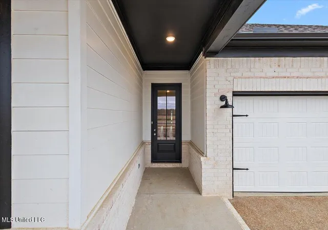 Photo 4 of Single family home for sale at 843 Quitman Ct, Nesbit, MS 38651 | MLS# 4161121 | Listing updated on 2026-09-02