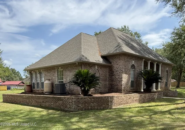 Photo 3 of Single family home for sale at 1006 Woods Rd, Picayune, MS 39466 | MLS# 4161225 | Listing updated on 2026-09-18