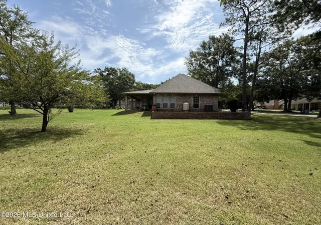 Photo 4 of Single family home for sale at 1006 Woods Rd, Picayune, MS 39466 | MLS# 4161225 | Listing updated on 2026-09-18