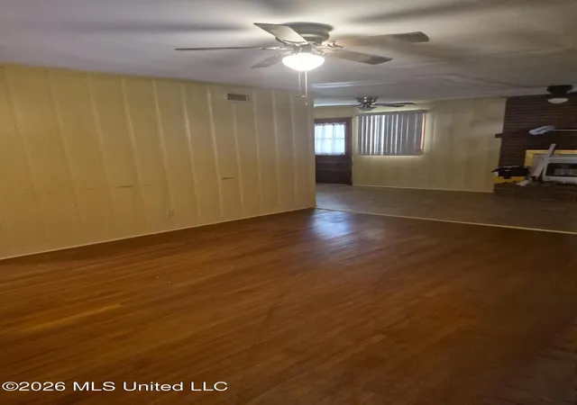 Photo 1 of Single family home for sale at 324 Lewis St, Walnut Grove, MS 39189 | MLS# 4161147 | Listing updated on 2026-10-06