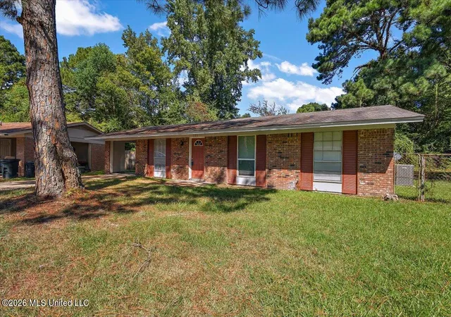 Photo 2 of Sale Pending at 173 Grover Cleveland Cir, Jackson, MS 39213 | MLS# 4161590 | Listing updated on 2026-09-11