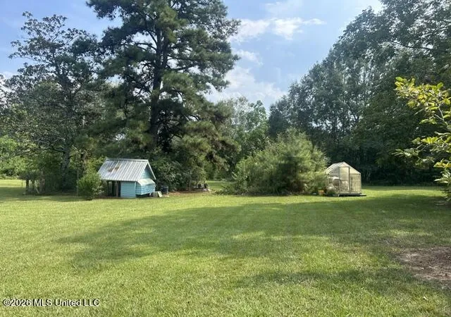 Photo 11 of Single family home for sale at 220 W Batson Ave, Wiggins, MS 39577 | MLS# 4161274 | Listing updated on 2026-10-07