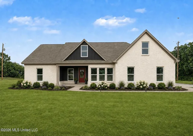 Photo 1 of Single family home for sale at 1220 Barr Rd, Coldwater, MS 38618 | MLS# 4161167 | Listing updated on 2026-09-11