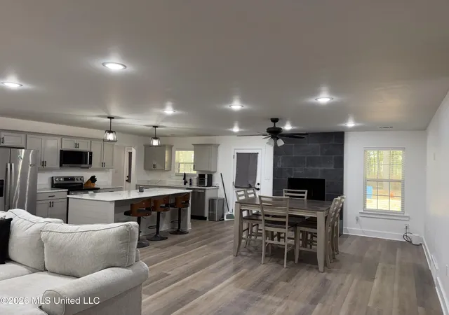 Photo 3 of Single family home for sale at 1345 Tara Dr, Hernando, MS 38632 | MLS# 4161294 | Listing updated on 2026-09-04