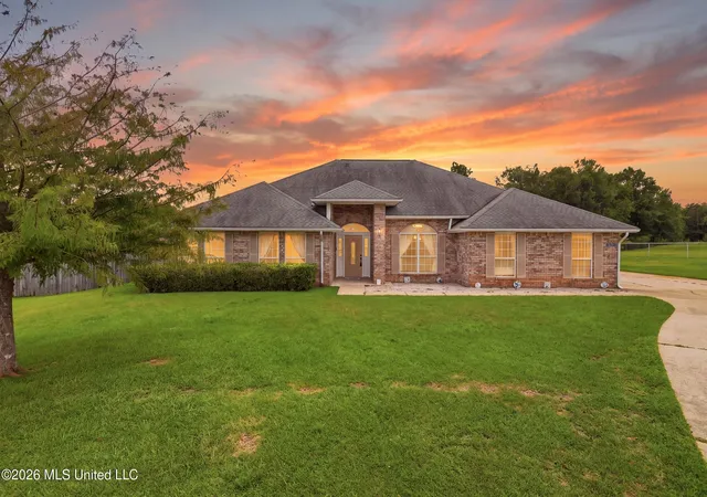 Photo 2 of Single family home for sale at 15720 S Fork Dr, Gulfport, MS 39503 | MLS# 4161210 | Listing updated on 2026-09-03