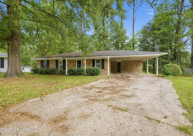 Photo 1 of Single family home for sale at 223 One Park Pl, Jackson, MS 39212 | MLS# 4161902 | Listing updated on 2026-09-10