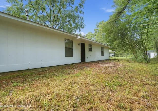 Photo 27 of Single family home for sale at 223 One Park Pl, Jackson, MS 39212 | MLS# 4161902 | Listing updated on 2026-09-10