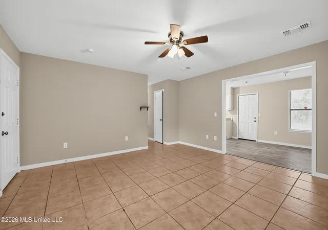 Photo 4 of Single family home for sale at 223 One Park Pl, Jackson, MS 39212 | MLS# 4161902 | Listing updated on 2026-09-10
