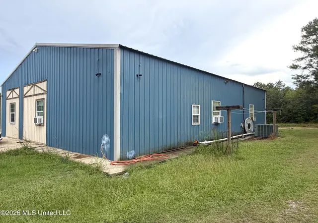 Photo 4 of Single family home for sale at 3651 Ruth Dr, Ruth, MS 39662 | MLS# 4162251 | Listing updated on 2026-10-22