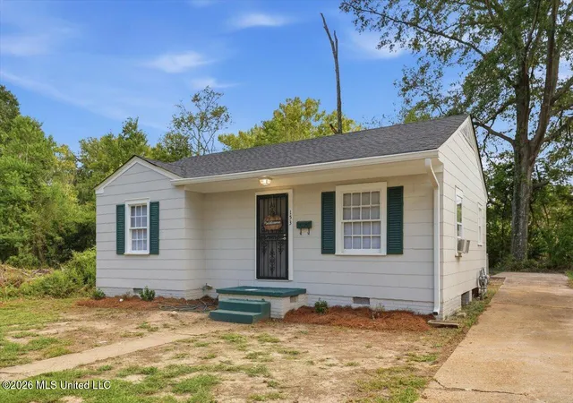 Single family home for sale at 153 Sewanee Dr, Jackson, MS 39209 | MLS# 4161282