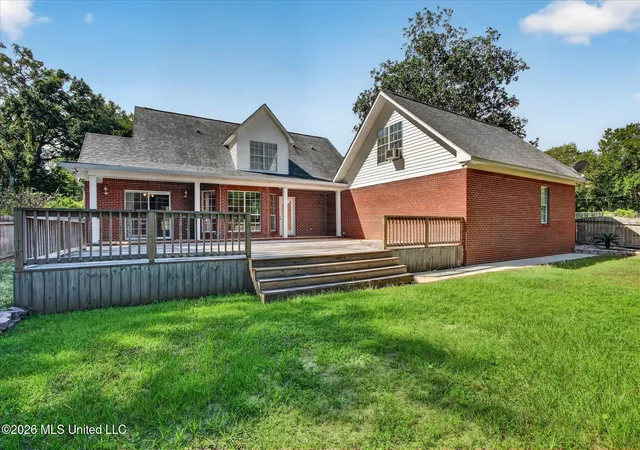 Photo 3 of Sale Pending at 3021 Donniebrook Ln, Moss Point, MS 39562 | MLS# 4162026 | Listing updated on 2026-09-24