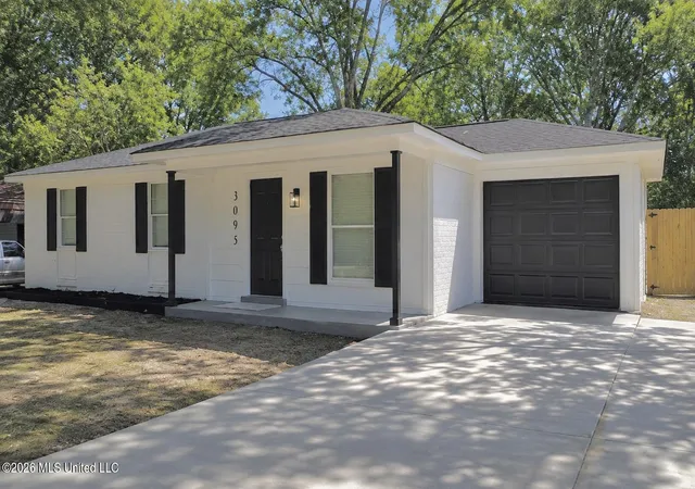 Photo 2 of Single family home for sale at 3095 Briarwood Dr, Horn Lake, MS 38637 | MLS# 4161293 | Listing updated on 2026-10-06