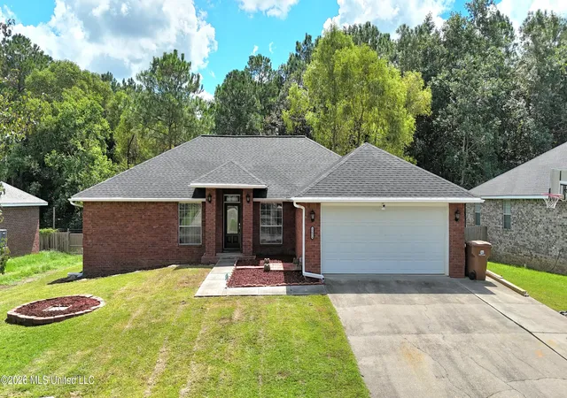 Photo 2 of Single family home for sale at 15054 Greenwell Cir, Biloxi, MS 39532 | MLS# 4161429 | Listing updated on 2026-09-04