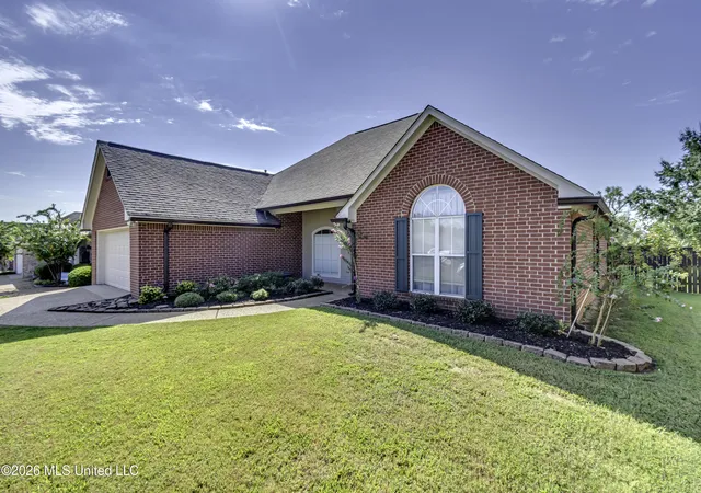 Photo 3 of Sale Pending at 504 Wildberry Dr, Pearl, MS 39208 | MLS# 4161453 | Listing updated on 2026-10-09