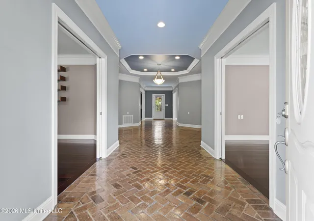 Photo 4 of Single family home for sale at 2410 W Shore Dr, Biloxi, MS 39532 | MLS# 4161384 | Listing updated on 2026-09-03