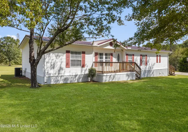 Photo 2 of Manufactured home for sale at 19678 Cardinal Cvs Dr, Saucier, MS 39574 | MLS# 4161470 | Listing updated on 2026-09-04