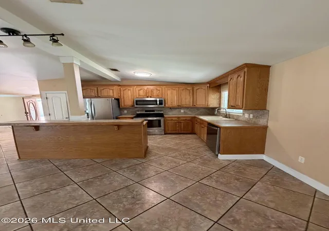 Photo 2 of Single family home for sale at 734 Akaka Ct, Diamondhead, MS 39525 | MLS# 4161279 | Listing updated on 2026-09-05
