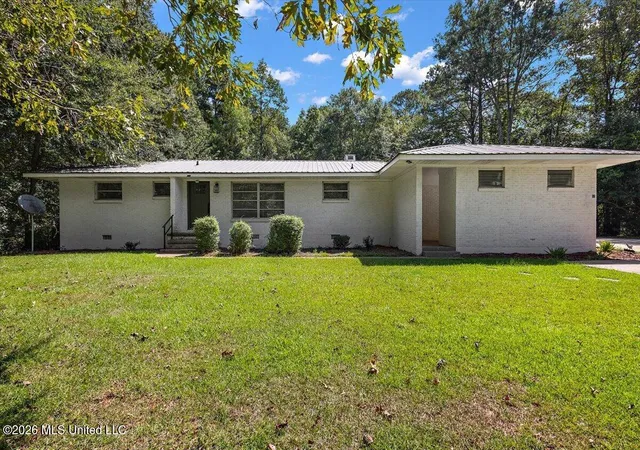 Photo 1 of Single family home for sale at 3850 Highway 35, Carthage, MS 39051 | MLS# 4161290 | Listing updated on 2026-09-03