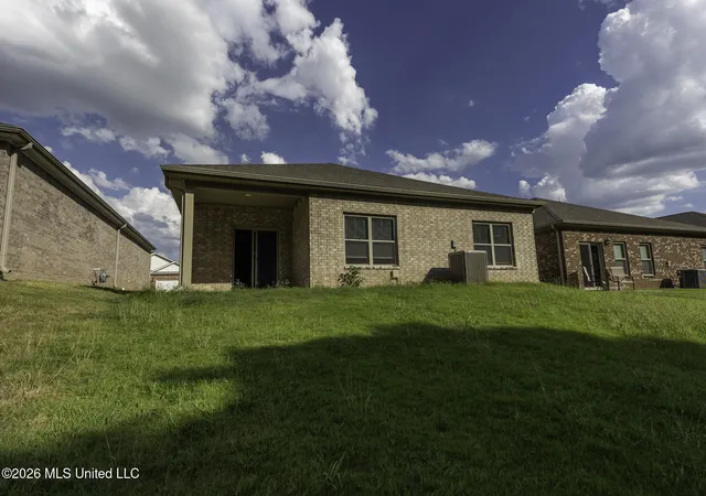 Photo 1 of Single family home for sale at 8781 Mary Frances Dr, Southaven, MS 38671 | MLS# 4161627 | Listing updated on 2026-09-05