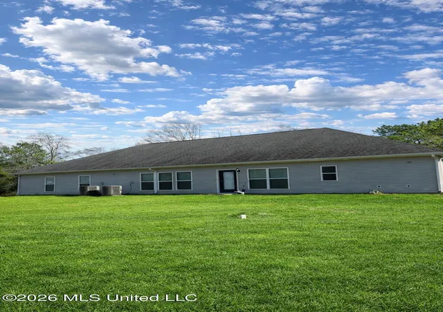 Photo 3 of Single family home for sale at 174 Hardy Williams Rd, Pinola, MS 39149 | MLS# 4161423 | Listing updated on 2026-09-04