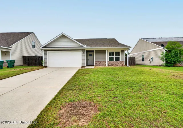 Photo 3 of Sale Pending at 13228 Willow Oak Cir, Gulfport, MS 39503 | MLS# 4162223 | Listing updated on 2026-09-13