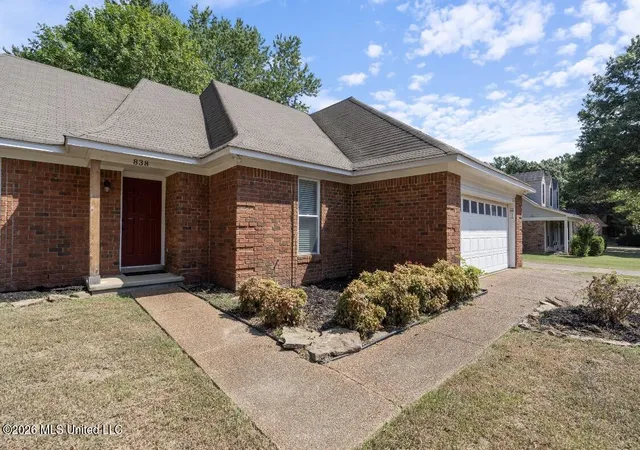 Photo 3 of Single family home for sale at 838 Cloverleaf Dr, Southaven, MS 38671 | MLS# 4161320 | Listing updated on 2026-09-13
