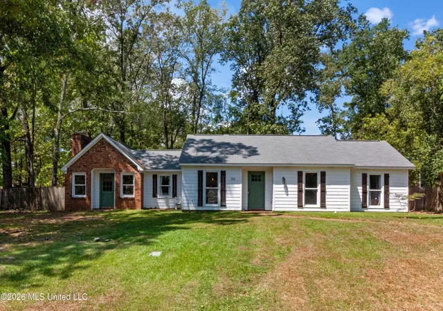 Photo 1 of Single family home for sale at 103 Lakeside Dr, Brandon, MS 39047 | MLS# 4161493 | Listing updated on 2026-09-04