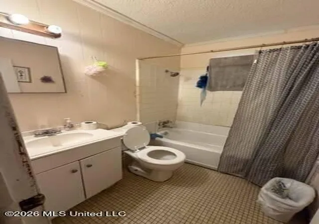 Photo 4 of Multi family home for sale at 1427 Jo Ellen Cir, Gulfport, MS 39501 | MLS# 4161852 | Listing updated on 2026-09-09