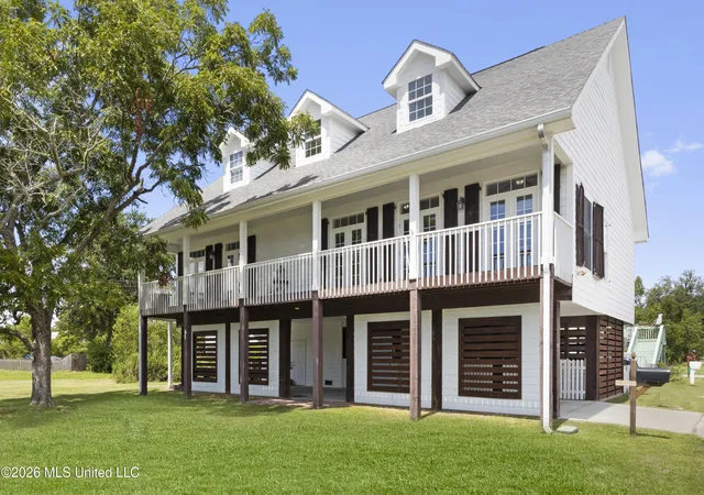 Photo 3 of Single family home for sale at 207 Saint Paul Ave, Pass Christian, MS 39571 | MLS# 4161341 | Listing updated on 2026-09-03