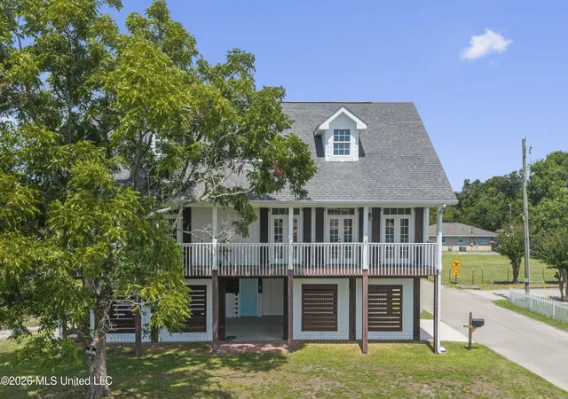Photo 3 of Single family home for sale at 207 Saint Paul Ave, Pass Christian, MS 39571 | MLS# 4161341 | Listing updated on 2026-09-03