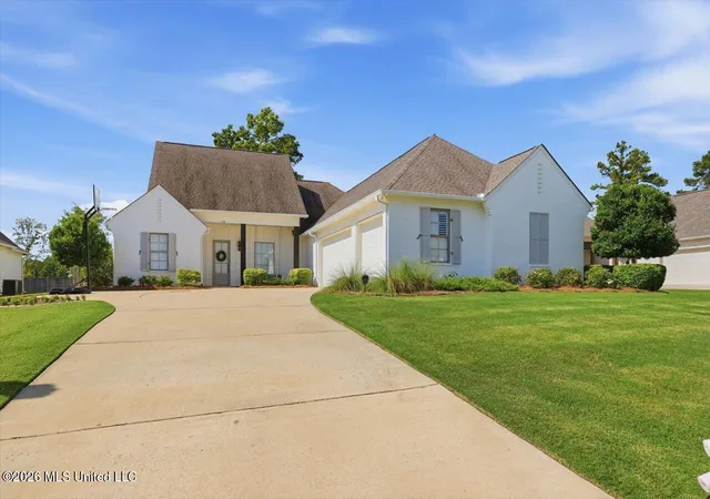 Photo 1 of Single family home for sale at 334 Wellstone Pl, Madison, MS 39110 | MLS# 4161785 | Listing updated on 2026-09-17