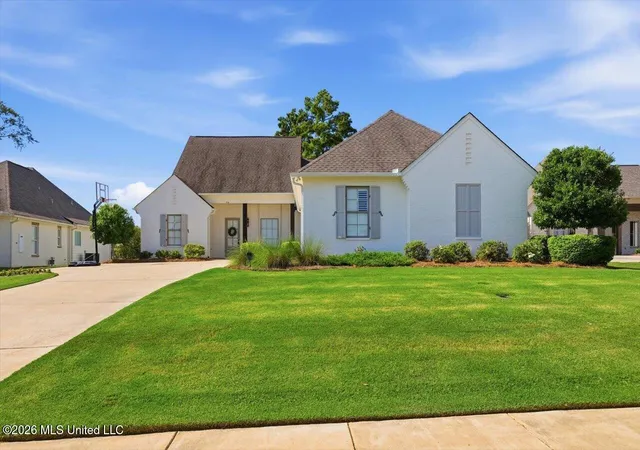 Photo 3 of Single family home for sale at 334 Wellstone Pl, Madison, MS 39110 | MLS# 4161785 | Listing updated on 2026-09-17