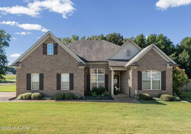 Single family home for sale at 1375 Fieldstone St, Hernando, MS 38632 | MLS# 4161359