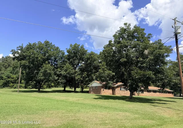 Photo 2 of Sale Pending at 254 Taylor Dr, Morton, MS 39117 | MLS# 4161360 | Listing updated on 2026-09-09