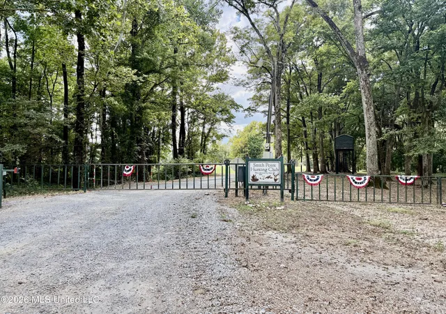 Photo 1 of Land for sale at Lot 16 Donaldson Point Rd, Gunnison, MS 38746 | MLS# 4161474 | Listing updated on 2026-09-04