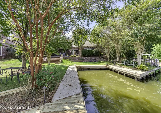 Photo 3 of Single family home for sale at 114 Northshore Way, Madison, MS 39110 | MLS# 4161515 | Listing updated on 2026-09-07