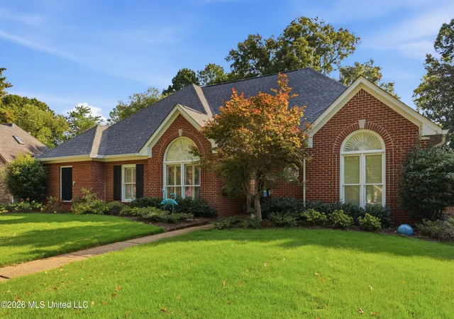 Photo 1 of Sale Pending at 209 Hillside St, Ridgeland, MS 39157 | MLS# 4161459 | Listing updated on 2026-09-06