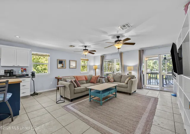 Photo 3 of Single family home for sale at 626 W Beach Blvd, Pass Christian, MS 39571 | MLS# 4161479 | Listing updated on 2026-09-08