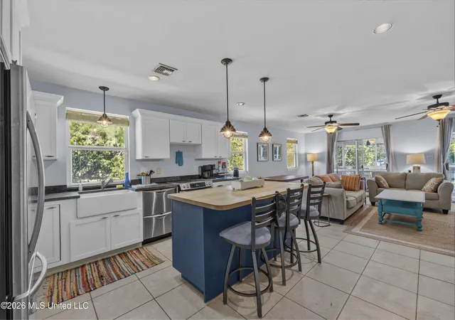 Photo 4 of Single family home for sale at 626 W Beach Blvd, Pass Christian, MS 39571 | MLS# 4161479 | Listing updated on 2026-09-08