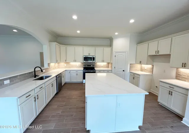 Photo 3 of Single family home for sale at 17952 Fairway View Dr, Biloxi, MS 39532 | MLS# 4161400 | Listing updated on 2026-09-16