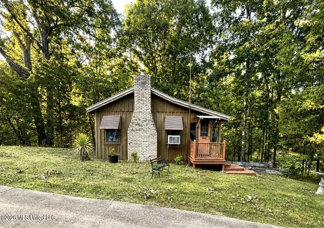 Photo 3 of Single family home for sale at 330 Lake Shore Dr, Ashland, MS 38603 | MLS# 4161519 | Listing updated on 2026-09-21