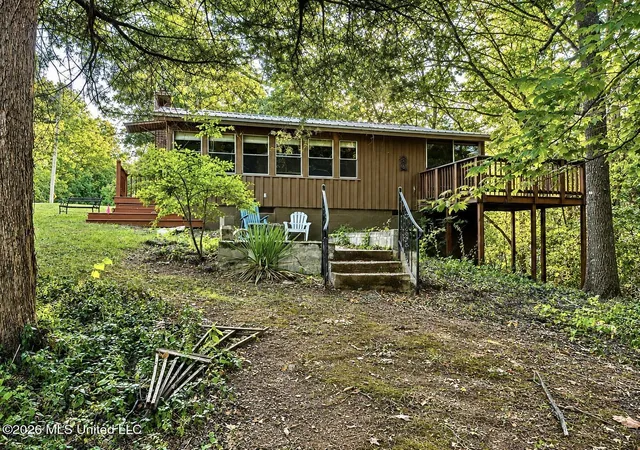 Photo 4 of Single family home for sale at 330 Lake Shore Dr, Ashland, MS 38603 | MLS# 4161519 | Listing updated on 2026-09-21