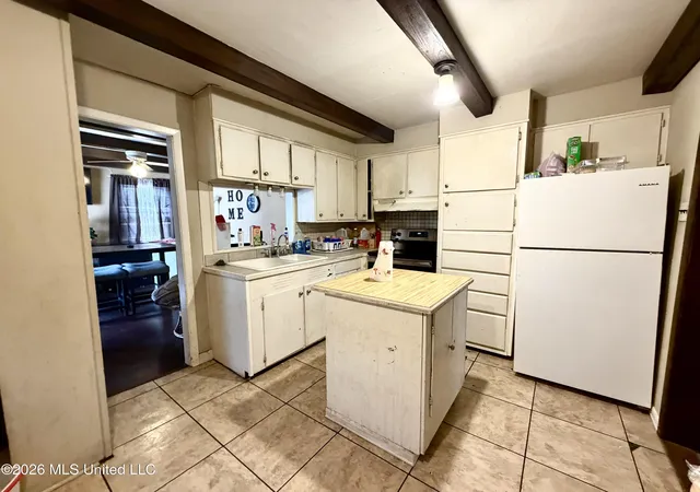 Photo 3 of Single family home for sale at 809 Robertson St, Brookhaven, MS 39601 | MLS# 4161731 | Listing updated on 2026-09-08