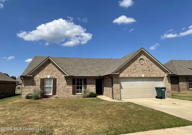 Photo 1 of Single family home for sale at 8821 Smith Ranch Dr, Southaven, MS 38671 | MLS# 4161542 | Listing updated on 2026-09-04