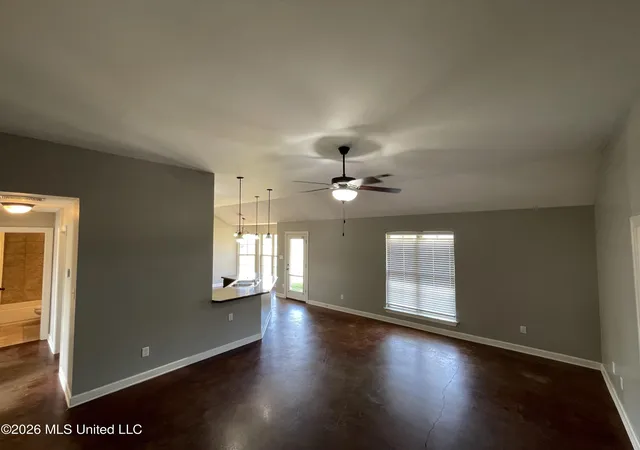 Photo 2 of Single family home for sale at 8821 Smith Ranch Dr, Southaven, MS 38671 | MLS# 4161542 | Listing updated on 2026-09-04