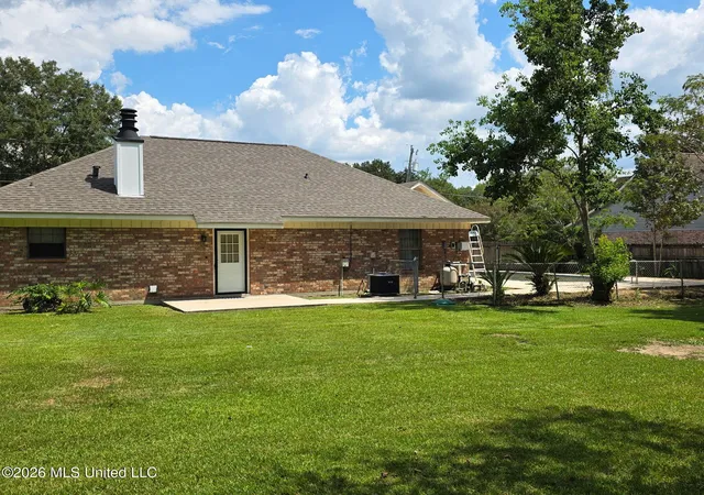 Photo 2 of Single family home for sale at 1413 Hide A Way Ln, Carriere, MS 39426 | MLS# 4161716 | Listing updated on 2026-09-07