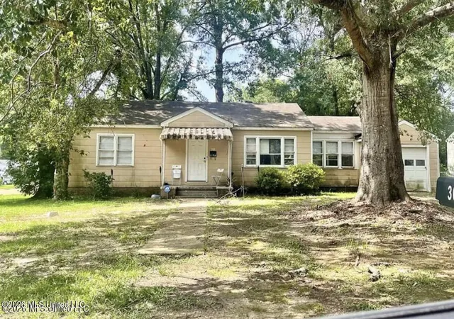 Photo 13 of Single family home for sale at 307 Albert St, Brookhaven, MS 39601 | MLS# 4161636 | Listing updated on 2026-09-06