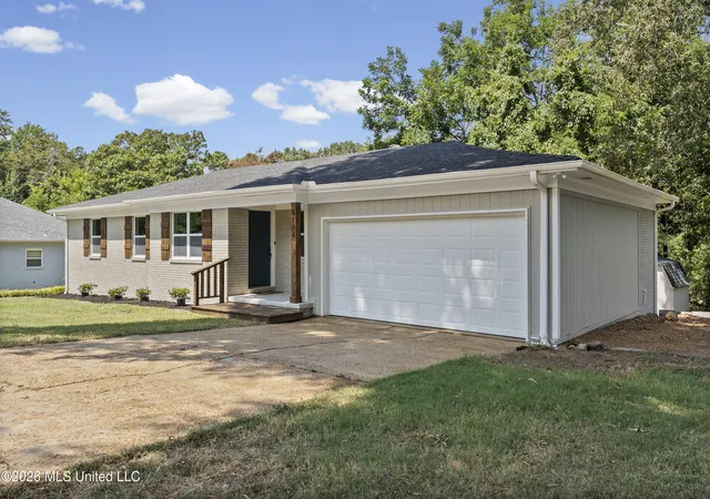 Photo 1 of Sale Pending at 9194 Mason St, Olive Branch, MS 38654 | MLS# 4161431 | Listing updated on 2026-09-11