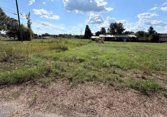 Photo 1 of Land for sale at 912 S Tipton St, Hattiesburg, MS 39401 | MLS# 4161437 | Listing updated on 2026-09-04